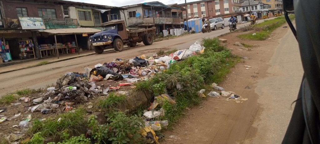 heap of refuse at Lagos Garagein ijebu ode