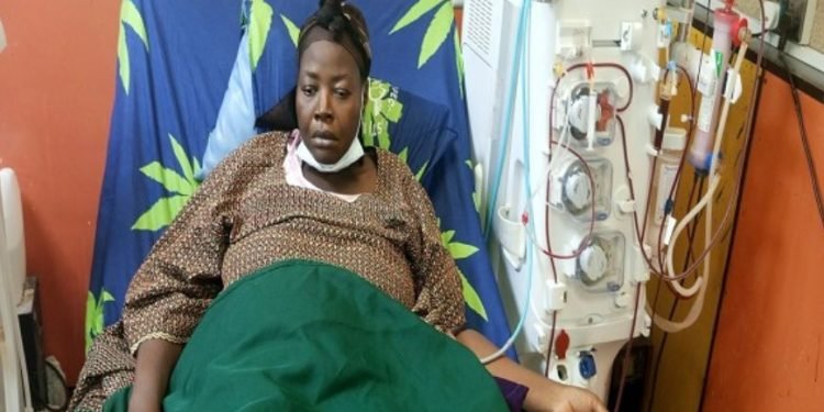A picture of Ogun State Woman in hospital appealing for 20 million fund for kidney Transplant