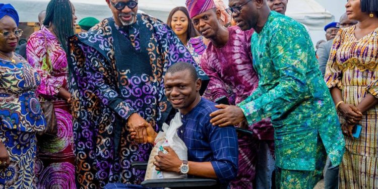 Governor Dapo Abiodun given out palliatives to citizens