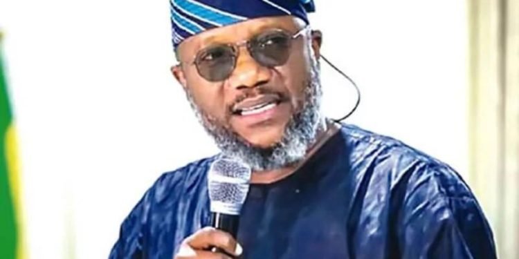 Akinlade