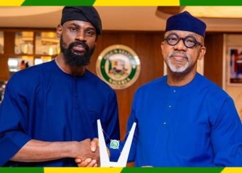 Nigeria’s Chess Champion, Tunde Onakoya and Ogun State Governor, Dapo Abiodun.