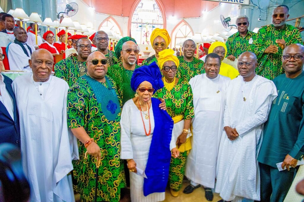 Governor Dapo Abiodun with fellow governors Babajide Sanwo-Olu, Seyi Makinde, Ademola Adeleke and others at the 90th birthday celebration.