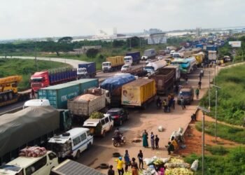 Another Photo of Gridlock on tthe Lagos-Ibadan Expressway