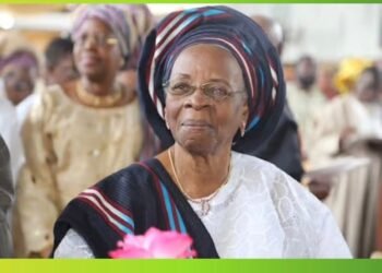 Ogun Students Praise Abiodun As Family Of Late Mapoly Best Graduate Receives ₦2.5m