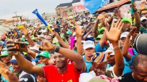 2027: Apc, Accord, Adc Members Defect To Apm In Ibadan